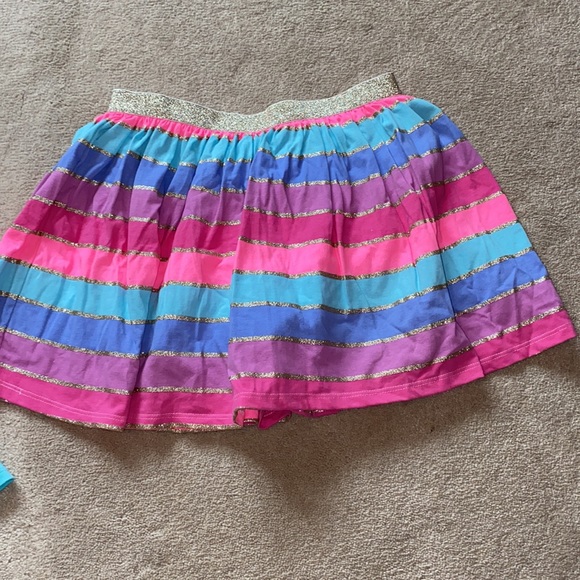 3 skorts and a top - Picture 7 of 16